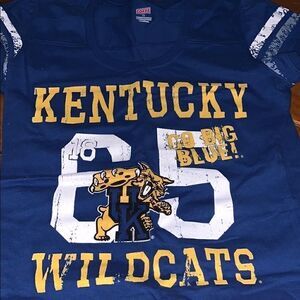 NWOT UK shirt size medium